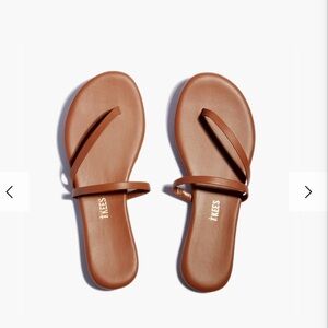 Tkees sandals Sarit size 7 color au naturale, NWT